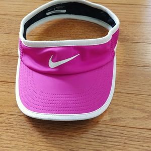 Nike visor